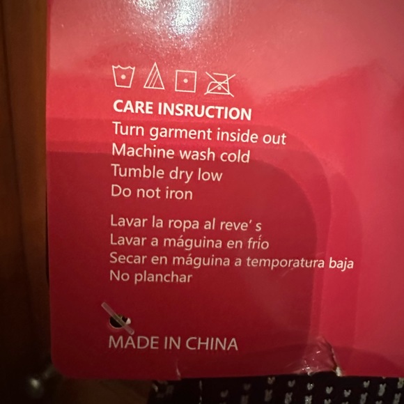 French Laundry Christmas pattern leggings NWT in size L/XL - Picture 7 of 7